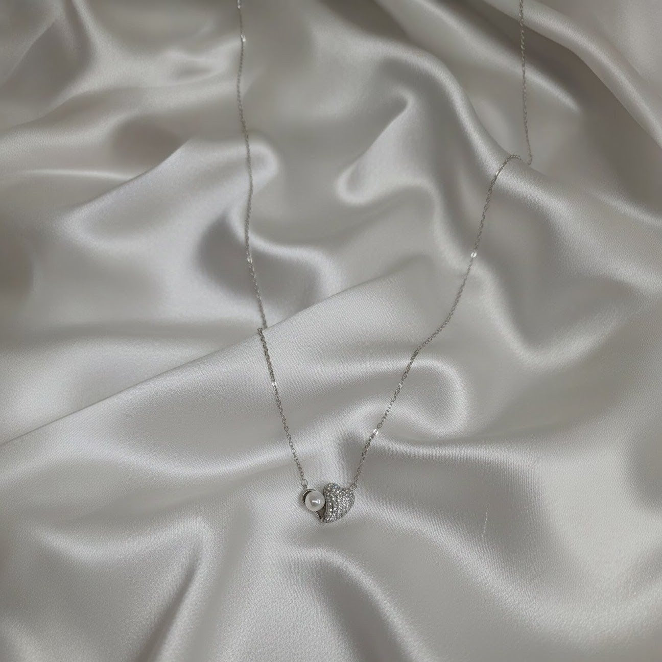 Pearl Heart Pendant Necklace