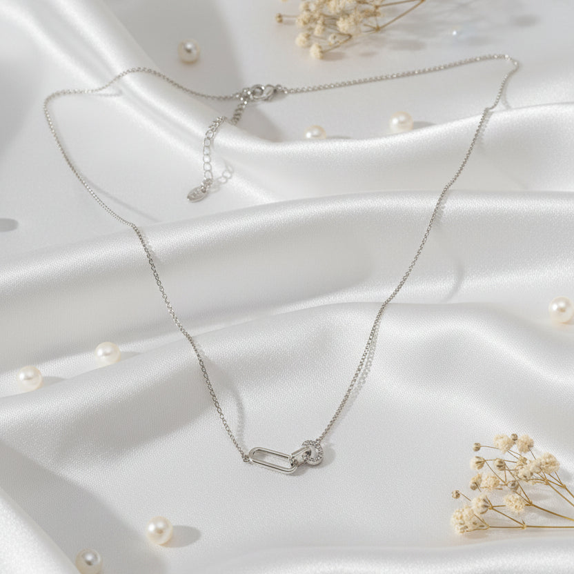 Interlocking Paperclip & Pave Circle Necklace